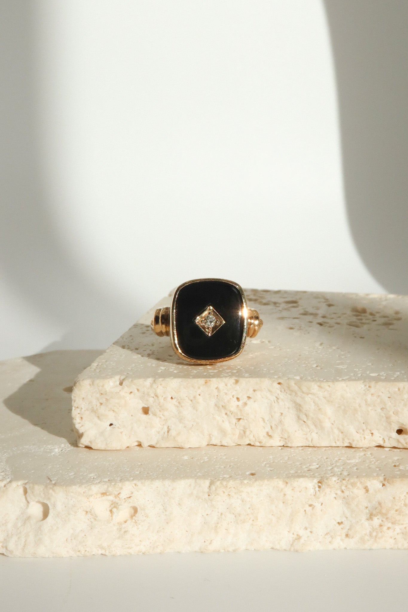 9ct Yellow Gold Onyx & Diamond Mourning Ring