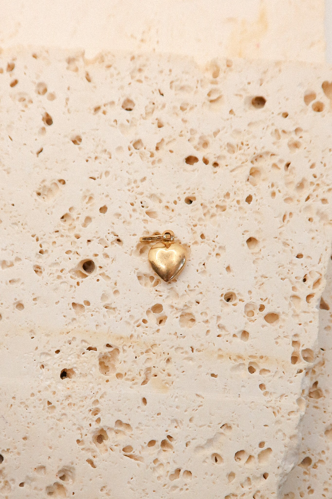 9ct Yellow Gold Small Puffy Heart