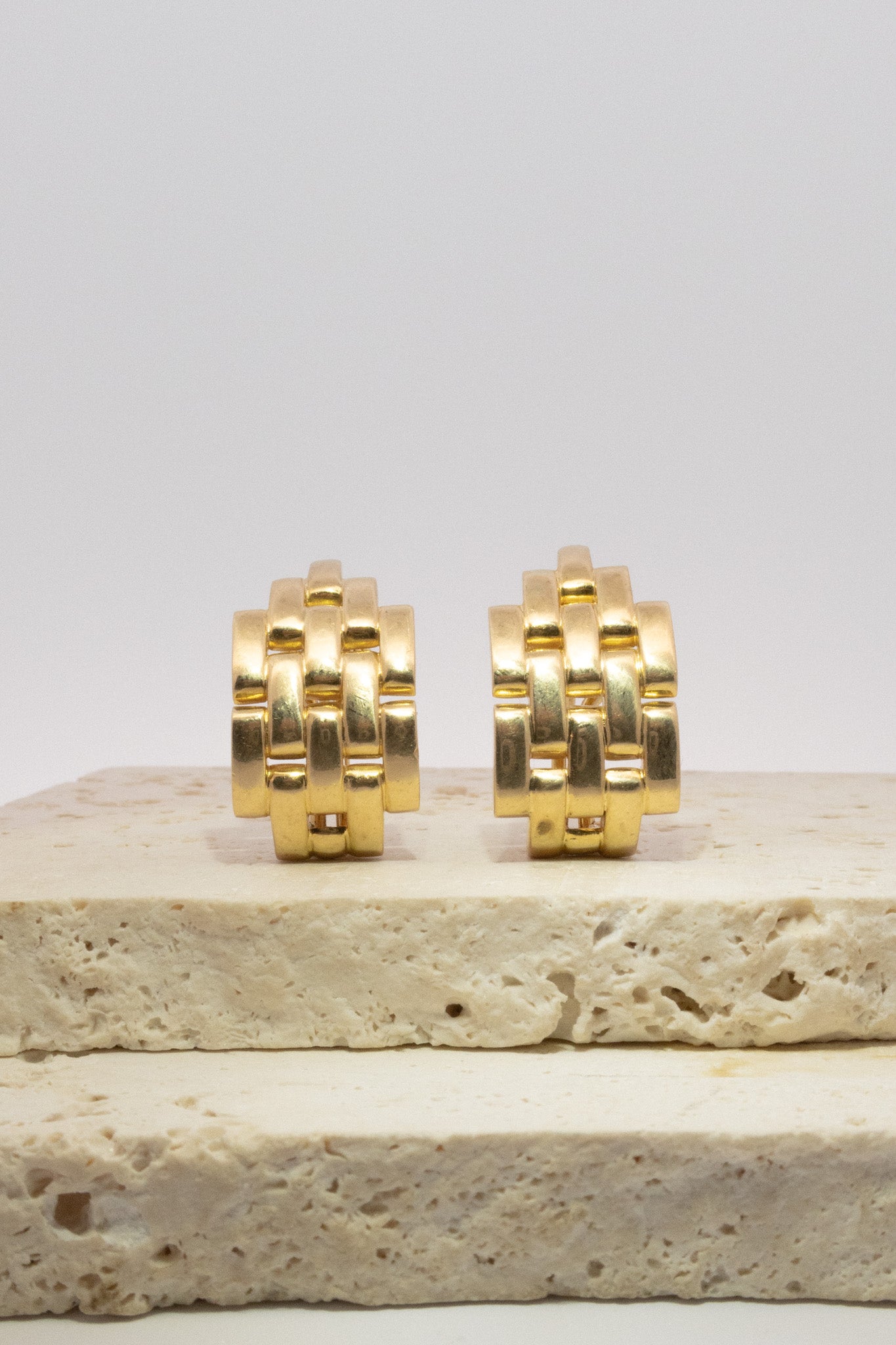 18ct Yellow Gold Panthere-esque Link Earrings