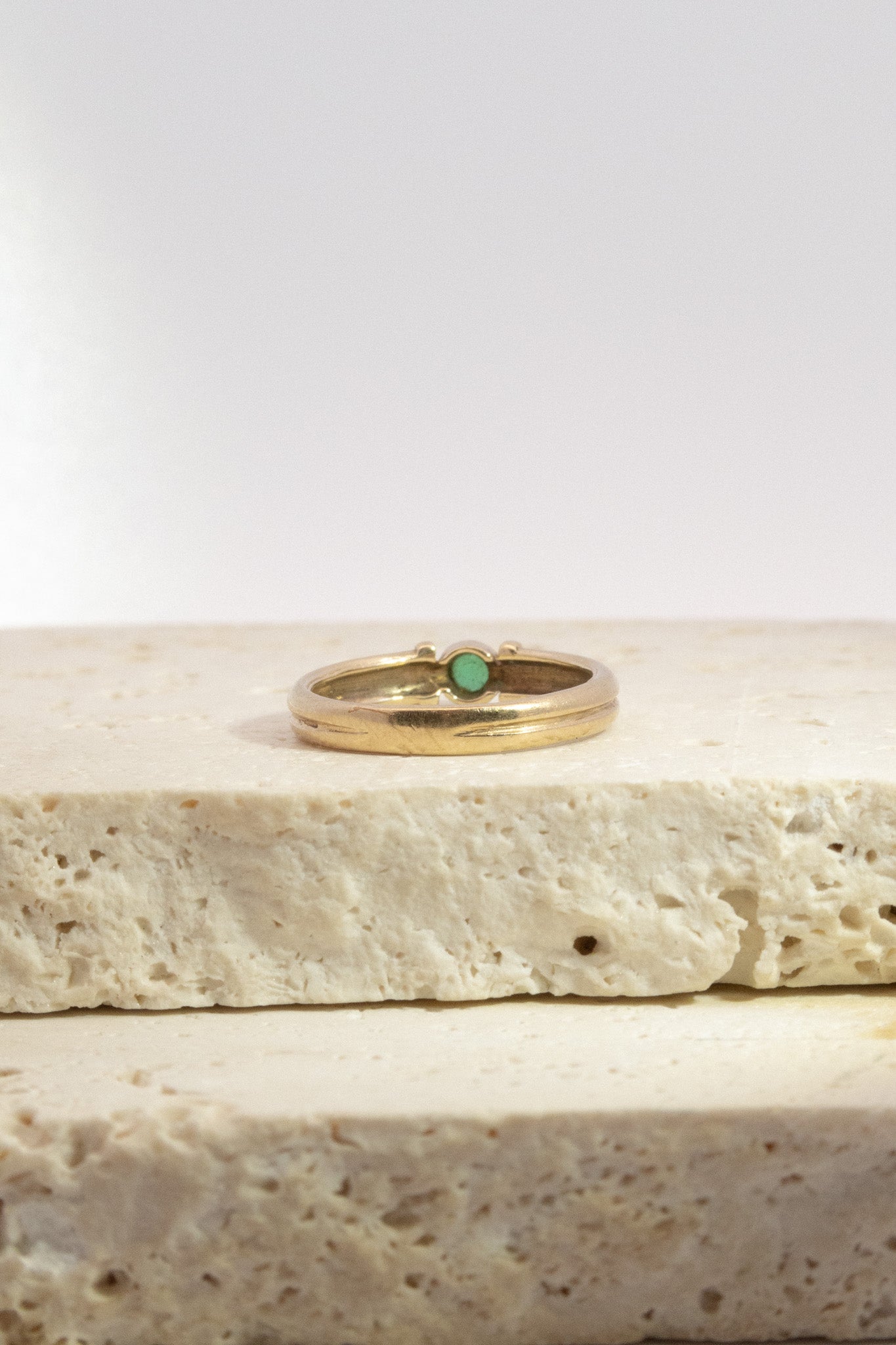 9ct Yellow Gold Emerald Ring