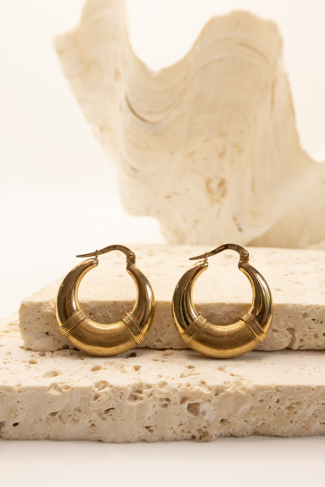 9ct Yellow Gold Medium Detailed Hoops