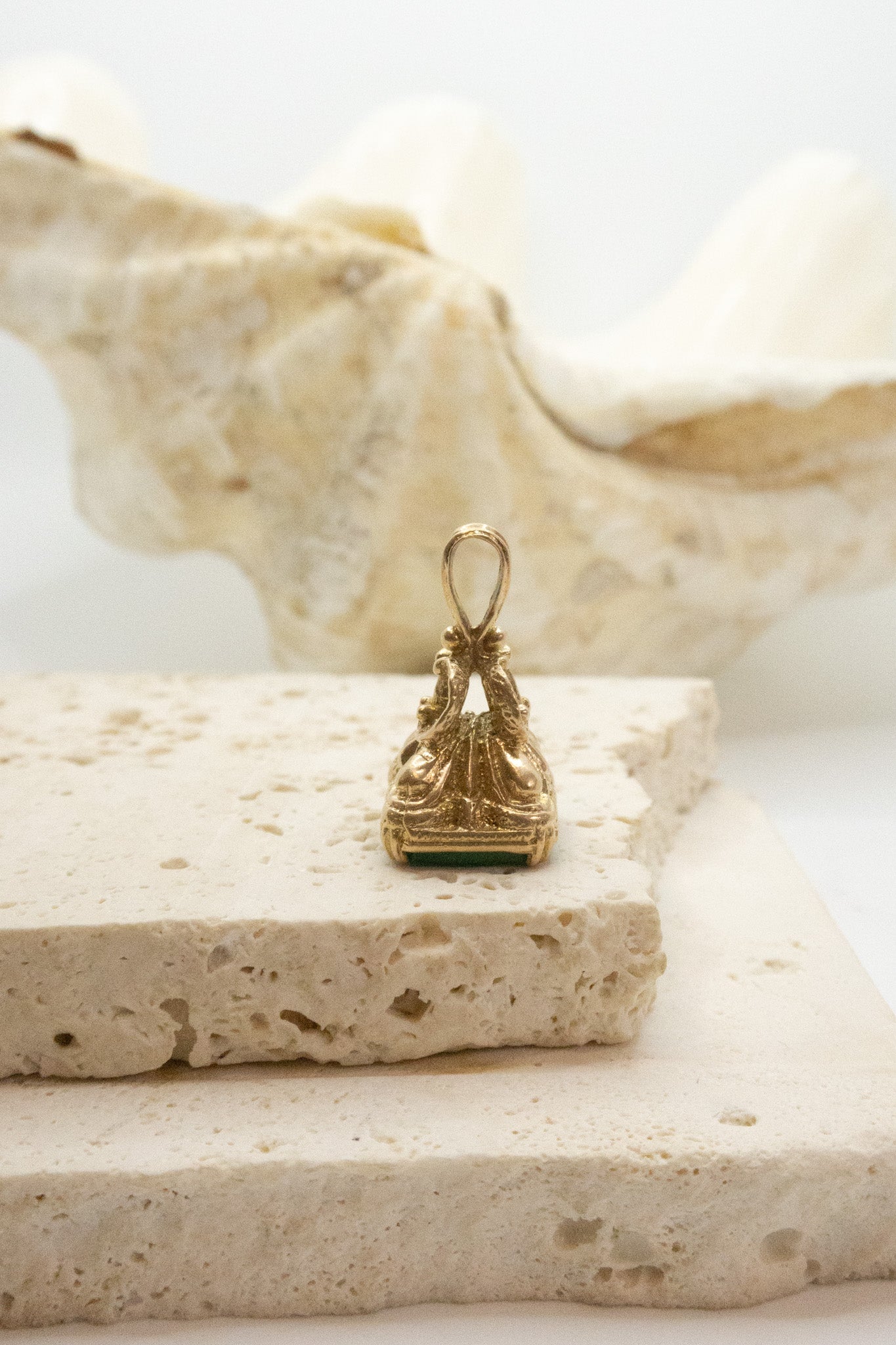 9ct Yellow Gold Ornate Paste Fob