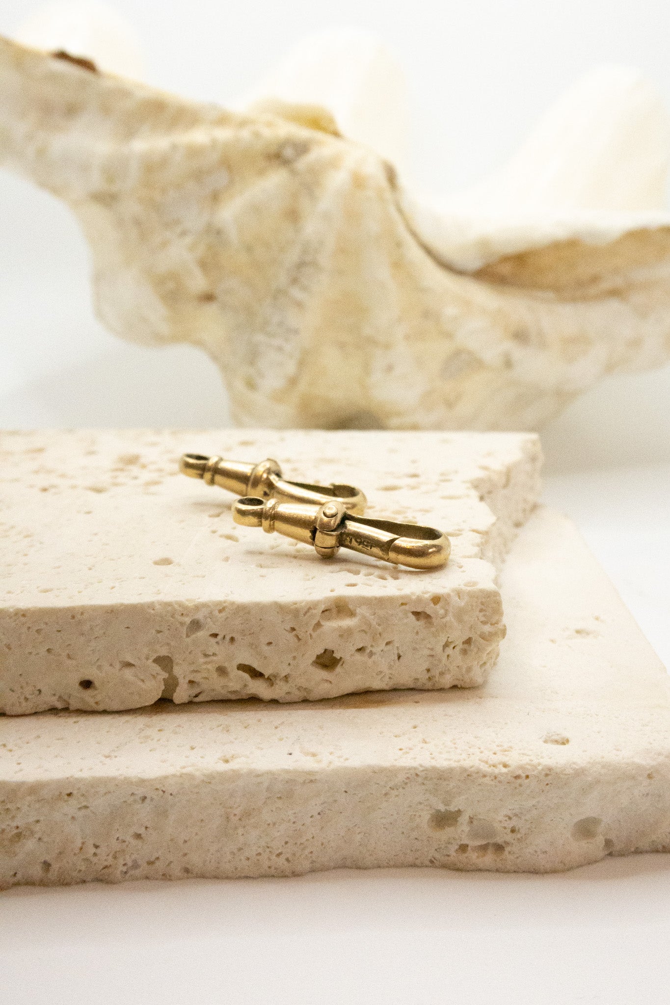 9ct Yellow Gold Large Dog Clasps (no jump ring)