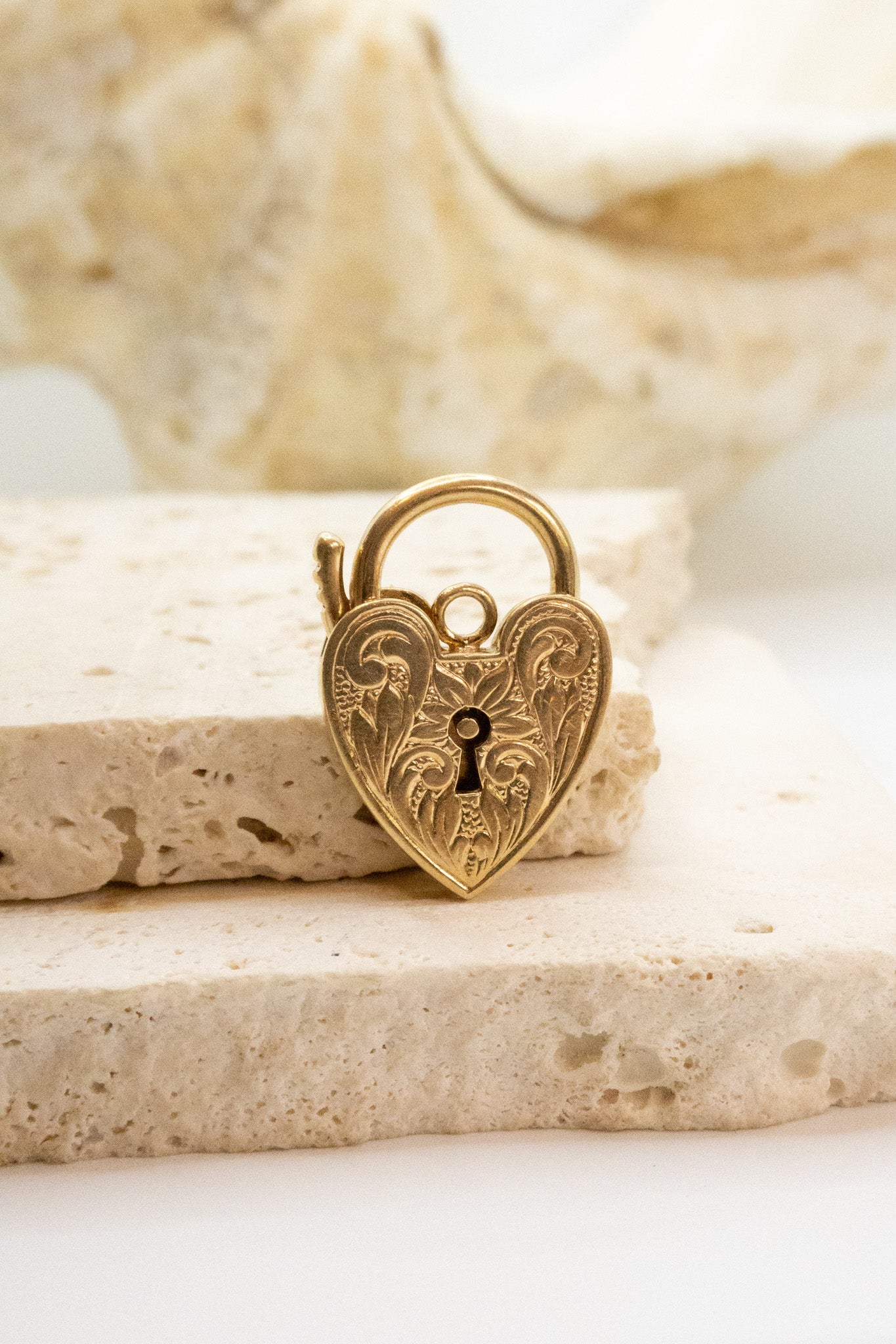 9ct Yellow Gold Jumbo Heart Padlock (with safety chain loop)