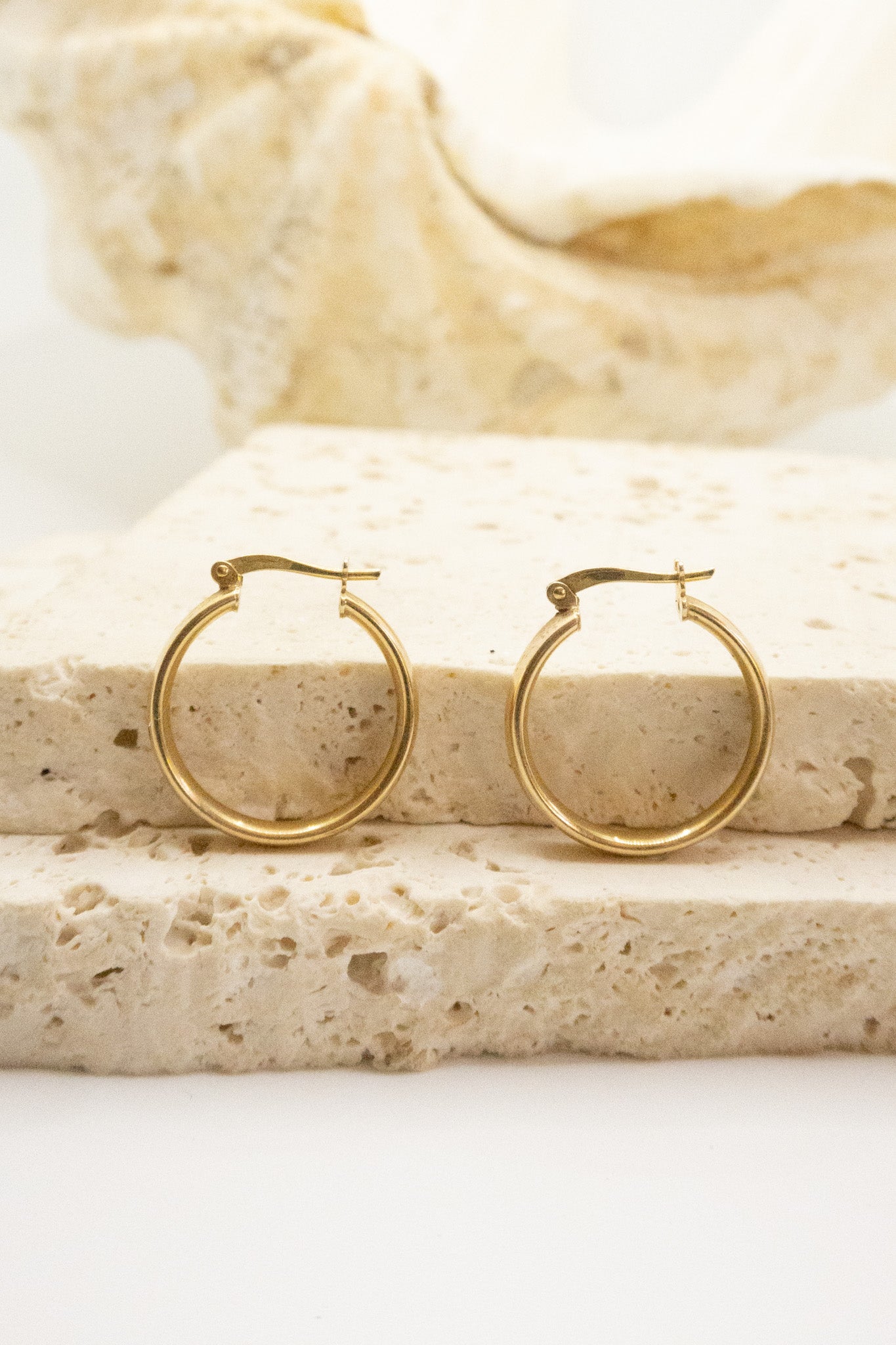 9ct Yellow Gold Medium Hoops