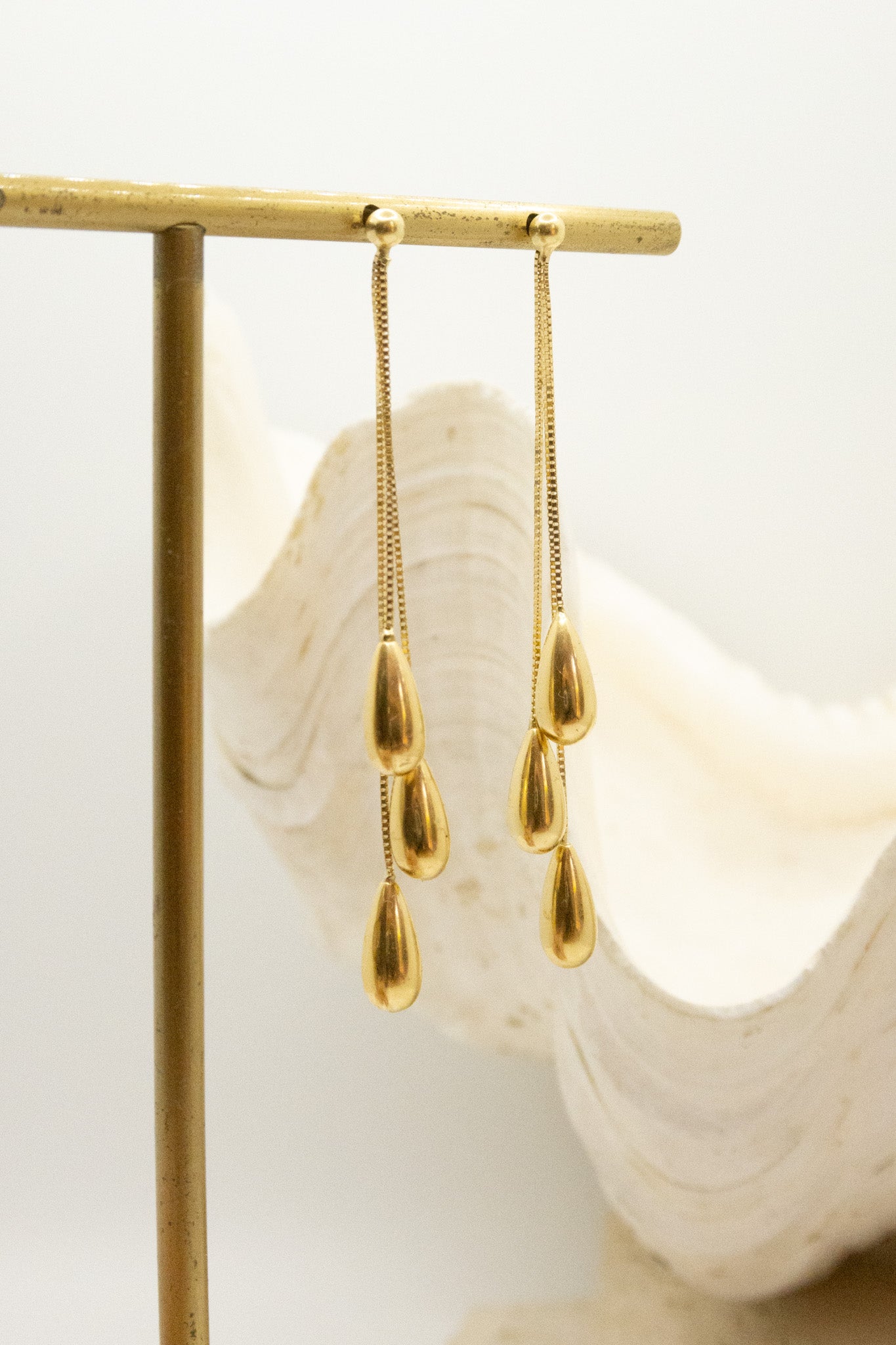 18ct Yellow Gold Triple Droplet Earrings